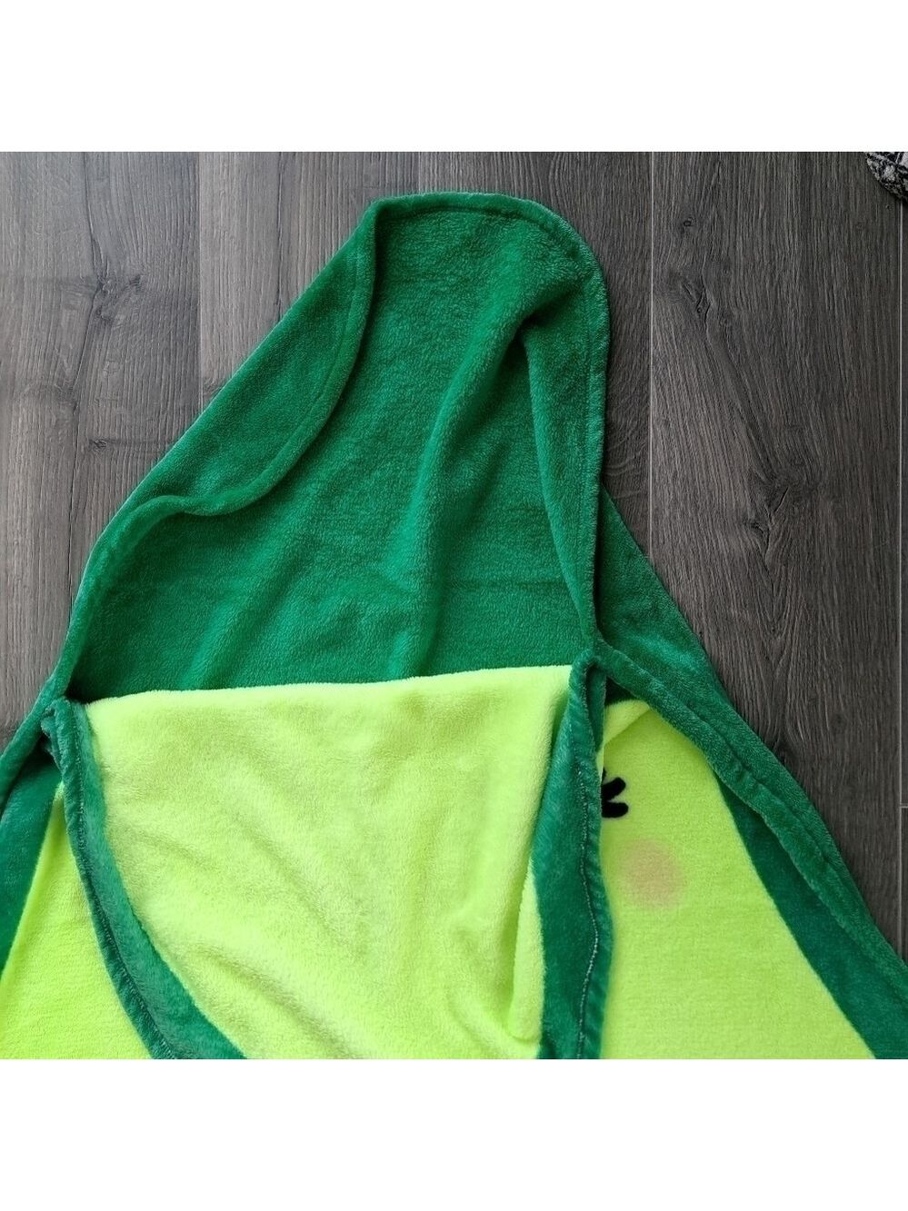 JUSTICE LET'S AVO CUDDLE fleece snuggle throw sleep sack Avocado Teens Tweens - Picture 2 of 10